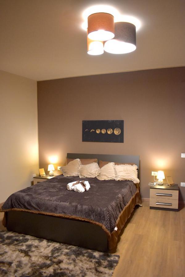 נאפולי Casa Vacanze Oikia - Room Girasole מראה חיצוני תמונה